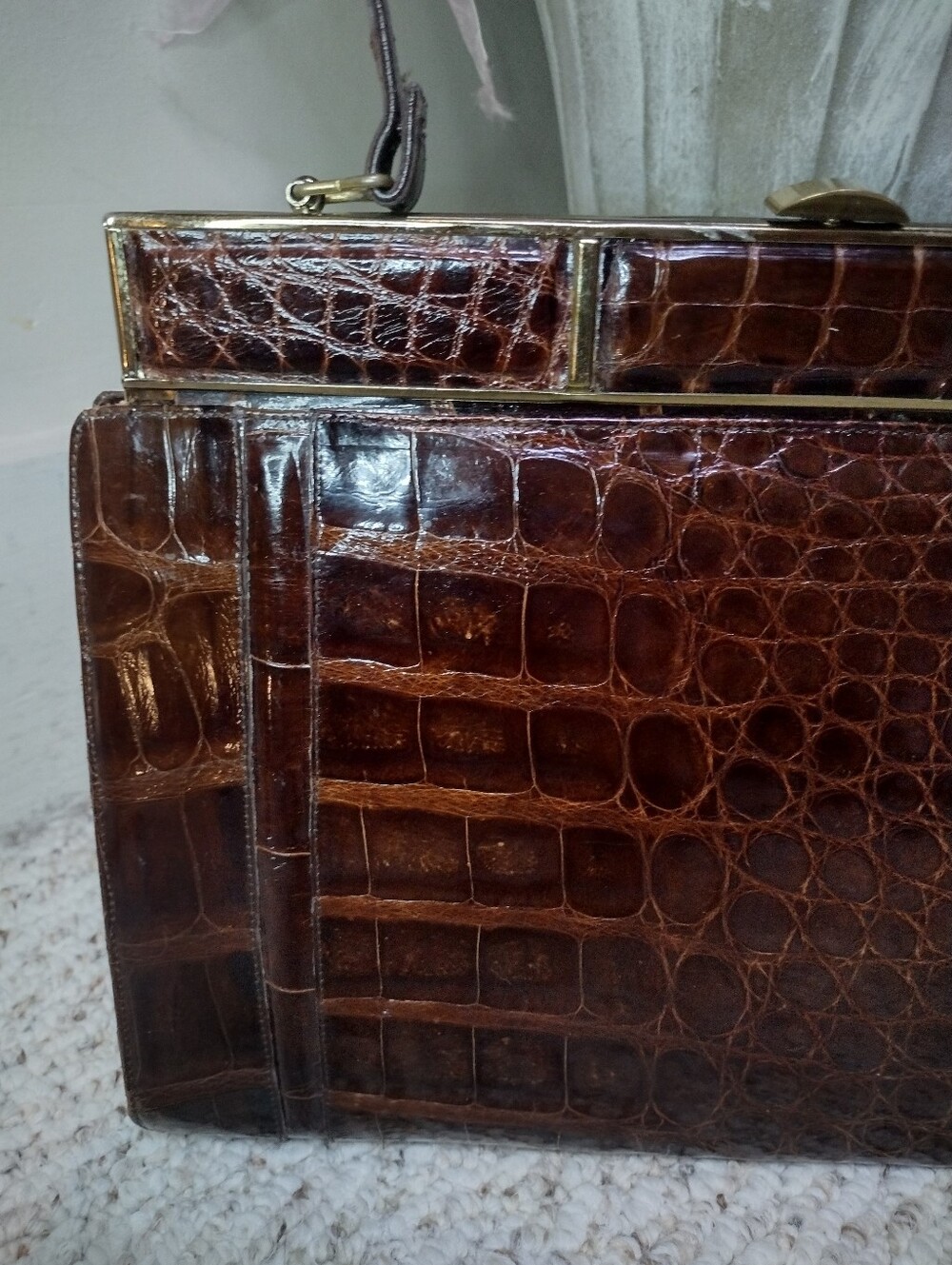 Vintage Classic Croc-Embossed Brown Leather Top-Handle Bag - Picture 2 of 16